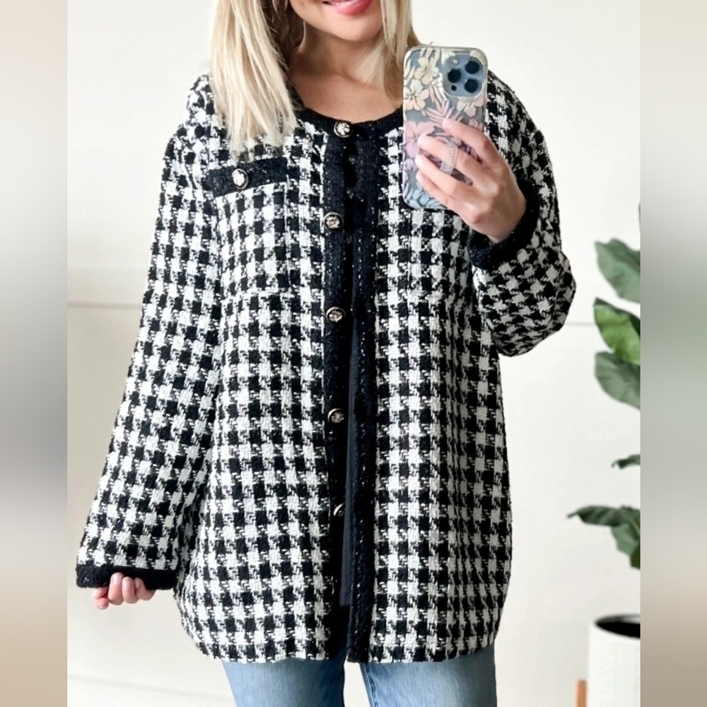 NEW WHITE BIRCH Black White Knit Oversized Jacket Fits a Size XL
